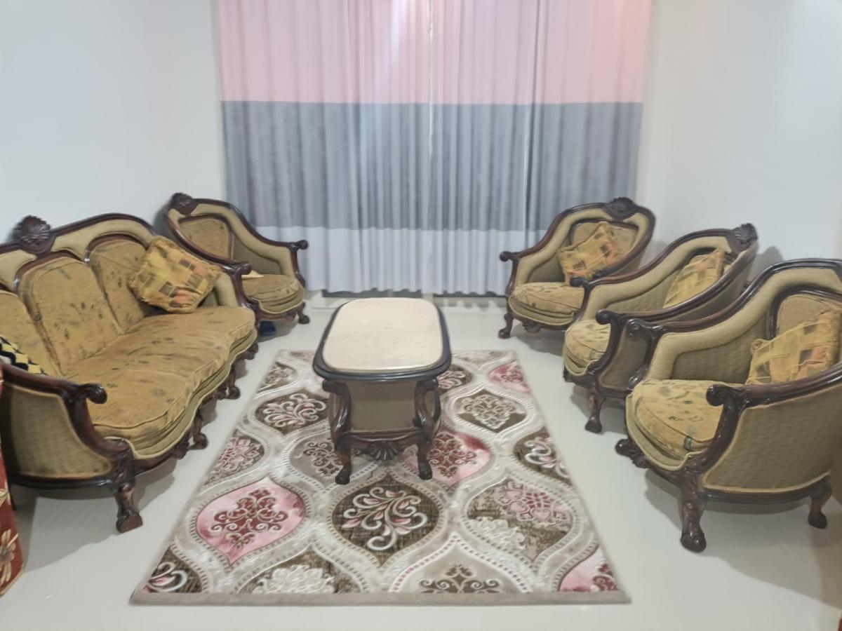 Lovely 3 Bedrooms In Sydibeshr Family Only Alexandria