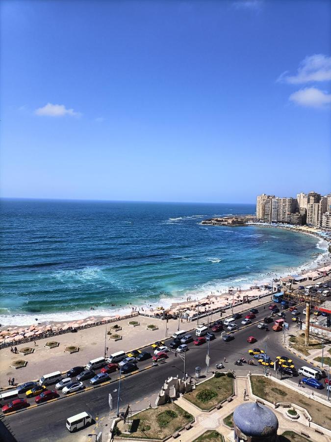 Lovely 3 Bedrooms In Sydibeshr Family Only Alexandria