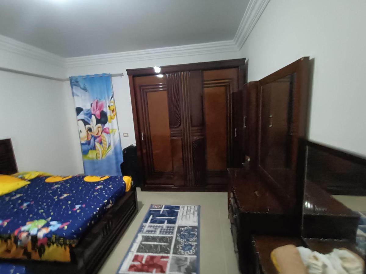 Apartament Lovely 3 Bedrooms In Sydibeshr Family Only Alexandria