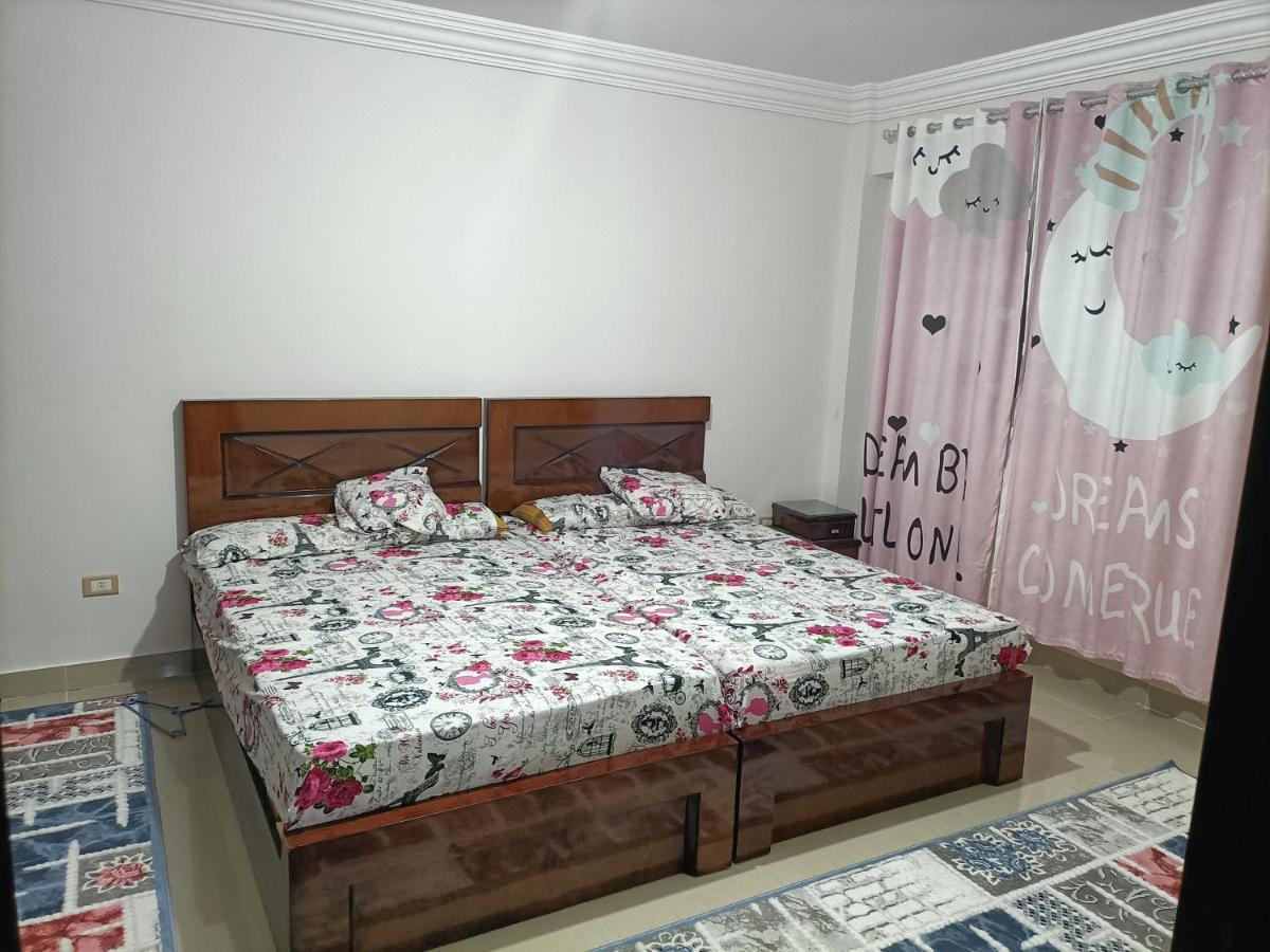 Lovely 3 Bedrooms In Sydibeshr Family Only Apartment Alexandria